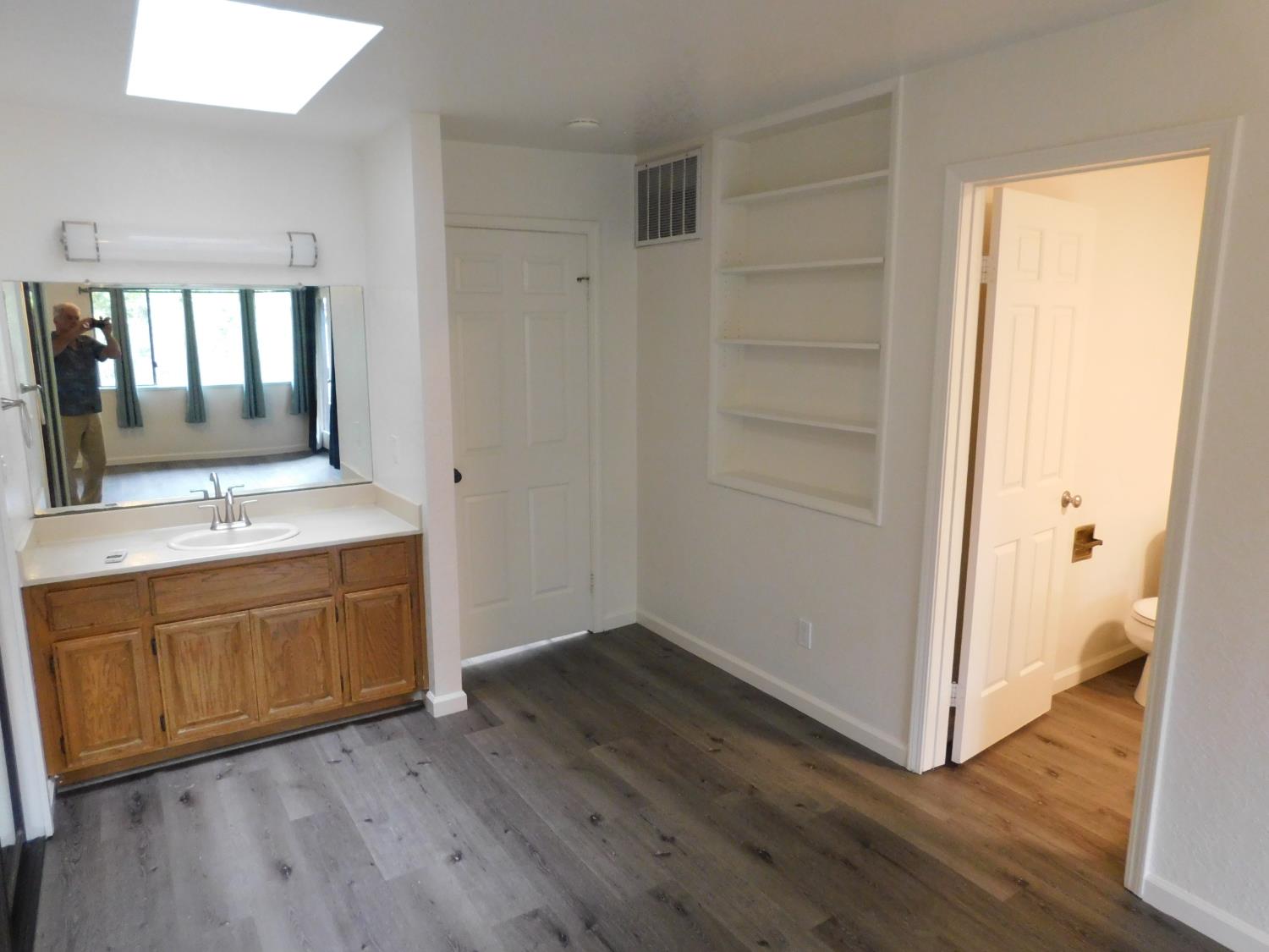 501 Rose Ave #9, Modesto, CA 95355