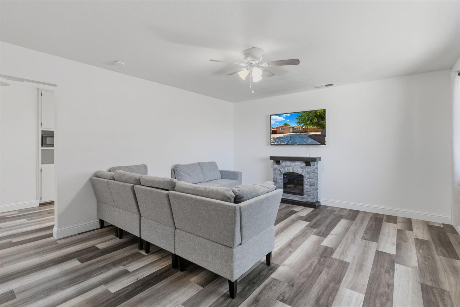 7140 Jones Rd, Winton, CA 95388