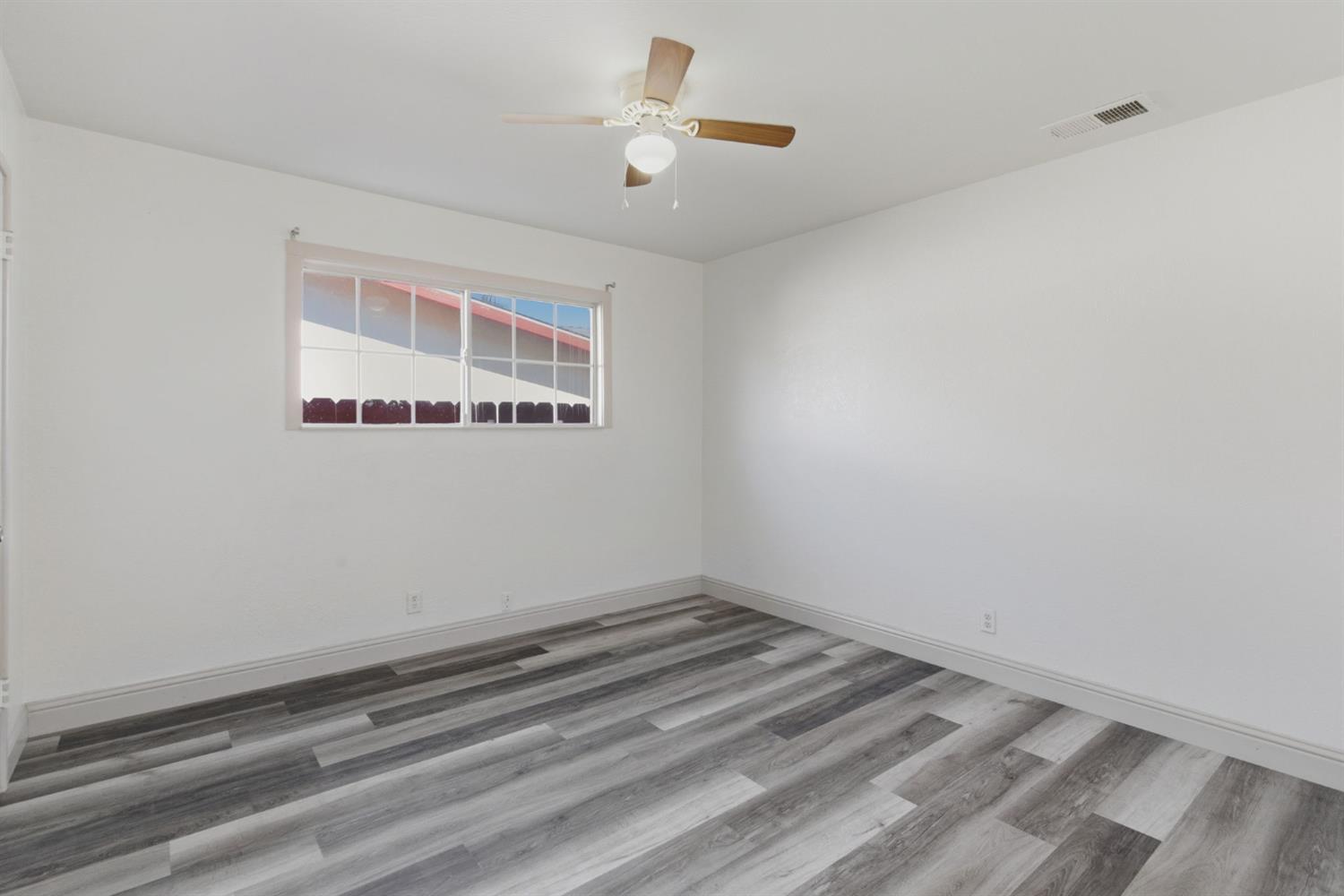 7140 Jones Rd, Winton, CA 95388