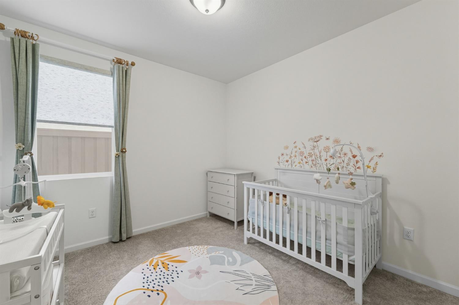 617 Mansfield Dr, Patterson, CA 95363