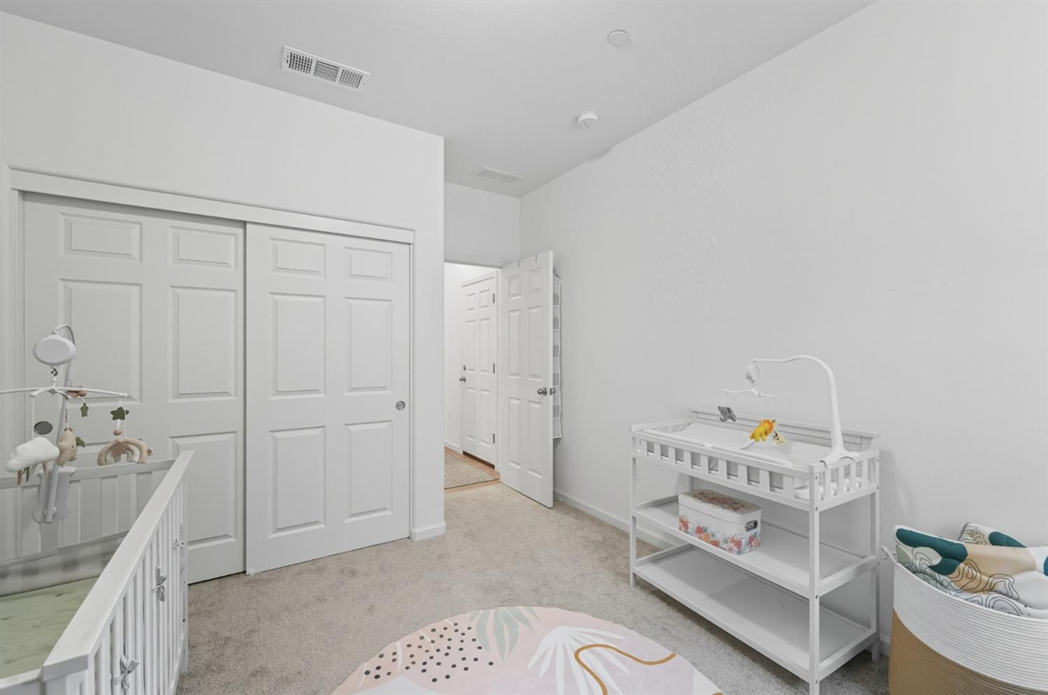 617 Mansfield Dr, Patterson, CA 95363