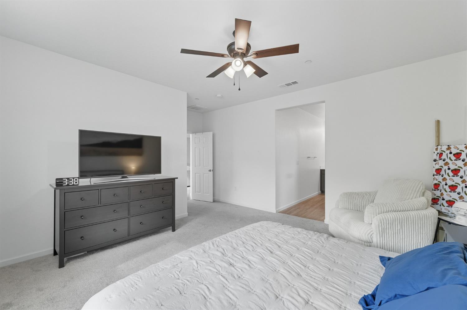 617 Mansfield Dr, Patterson, CA 95363