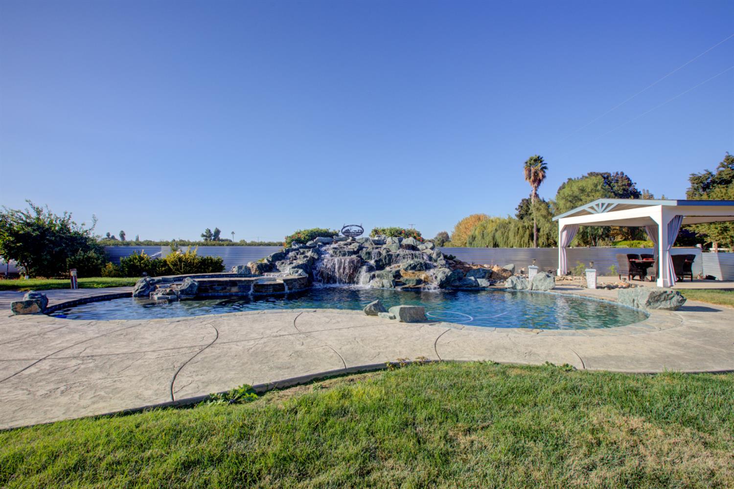 16221 Gustafson Ave, Patterson, CA 95363