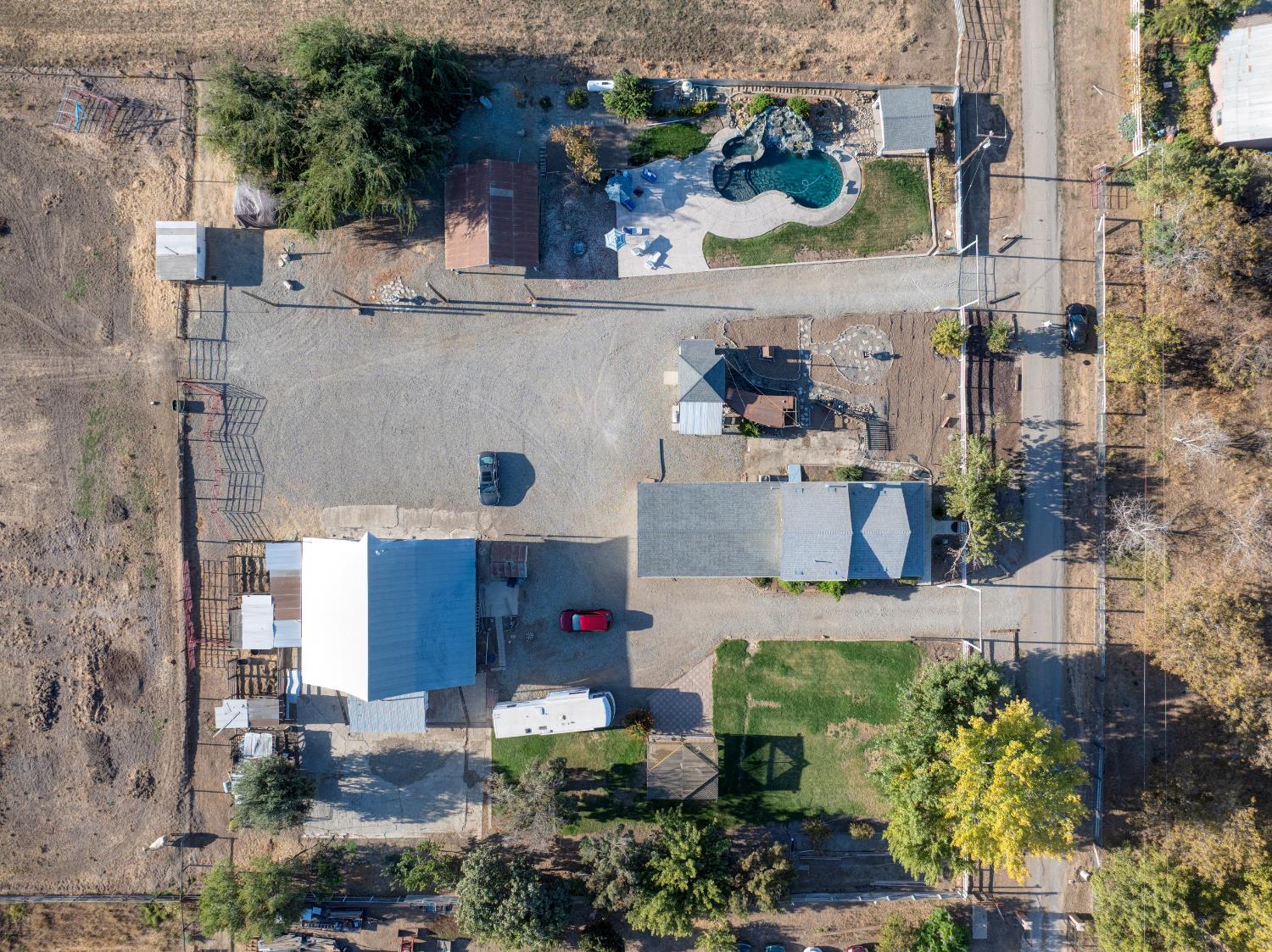 16221 Gustafson Ave, Patterson, CA 95363