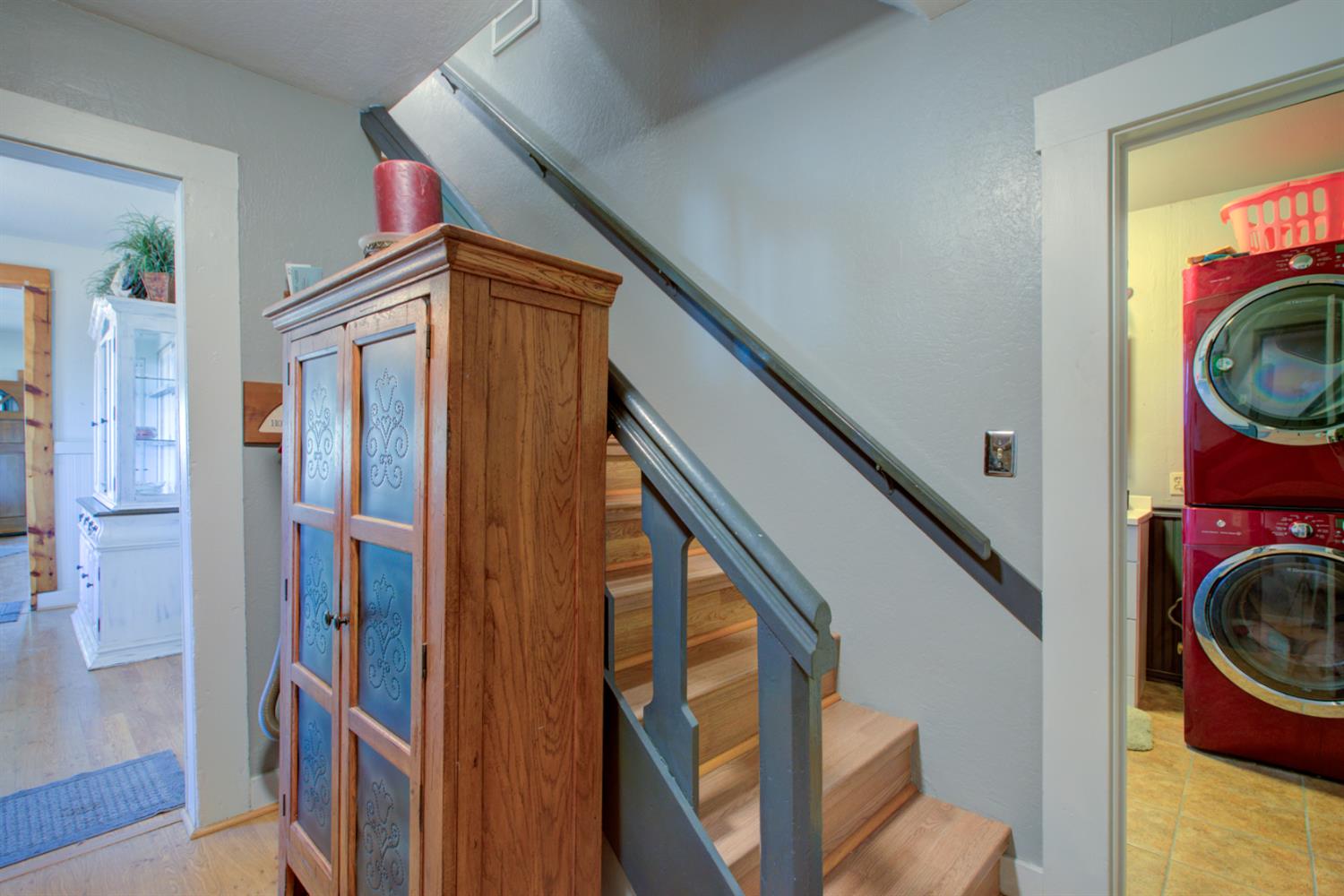 16221 Gustafson Ave, Patterson, CA 95363