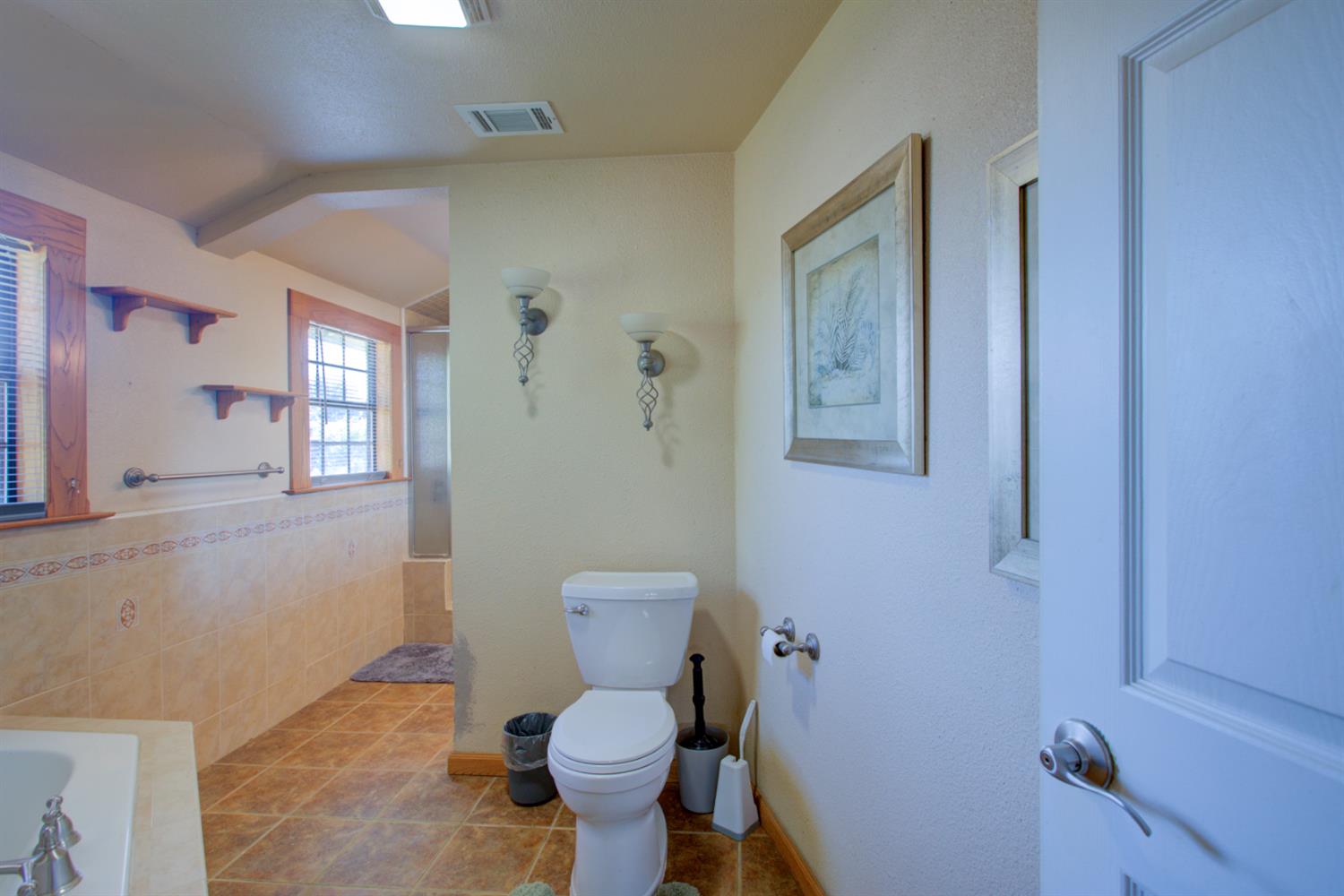 16221 Gustafson Ave, Patterson, CA 95363