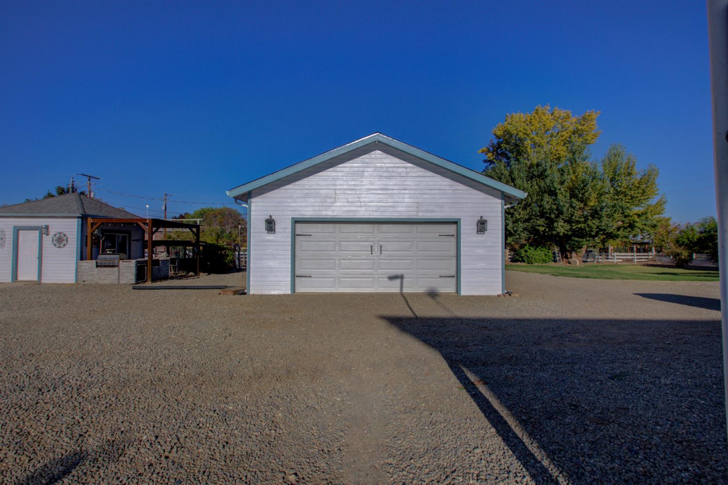 16221 Gustafson Ave, Patterson, CA 95363