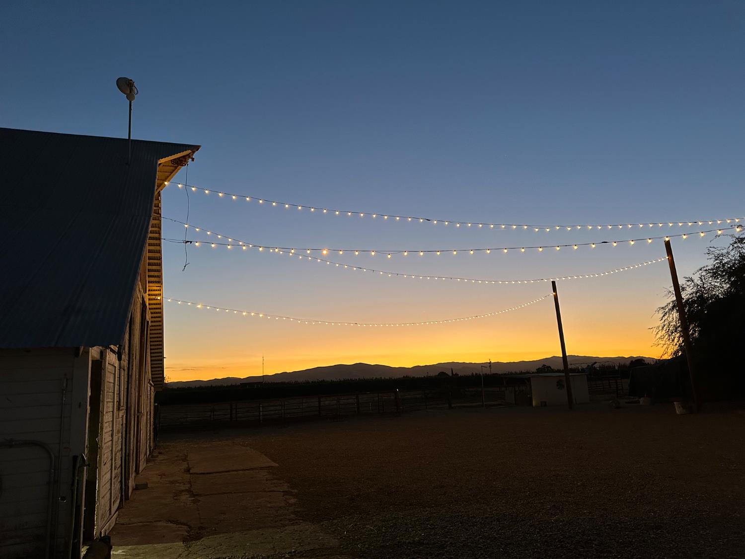 16221 Gustafson Ave, Patterson, CA 95363