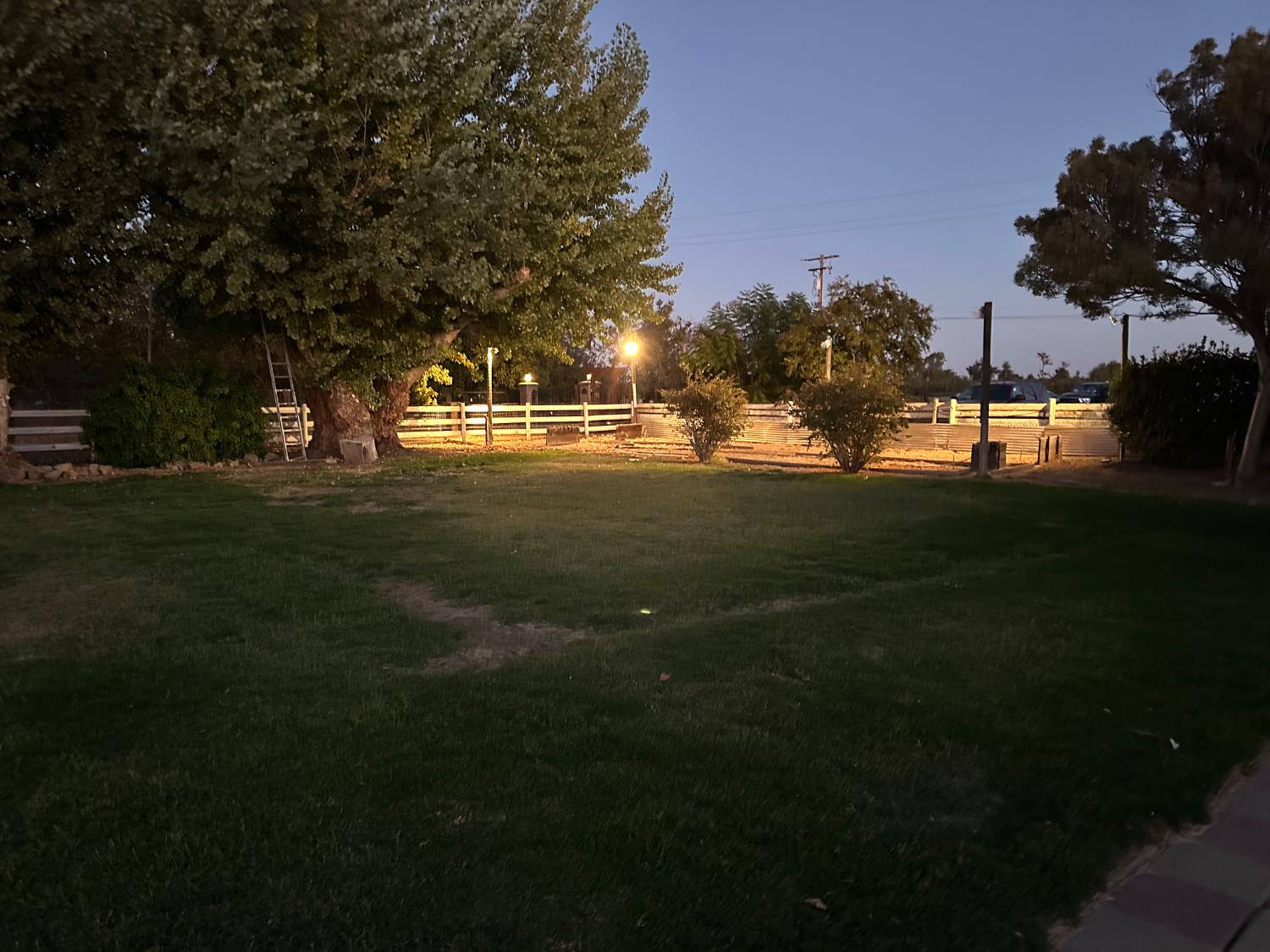 16221 Gustafson Ave, Patterson, CA 95363