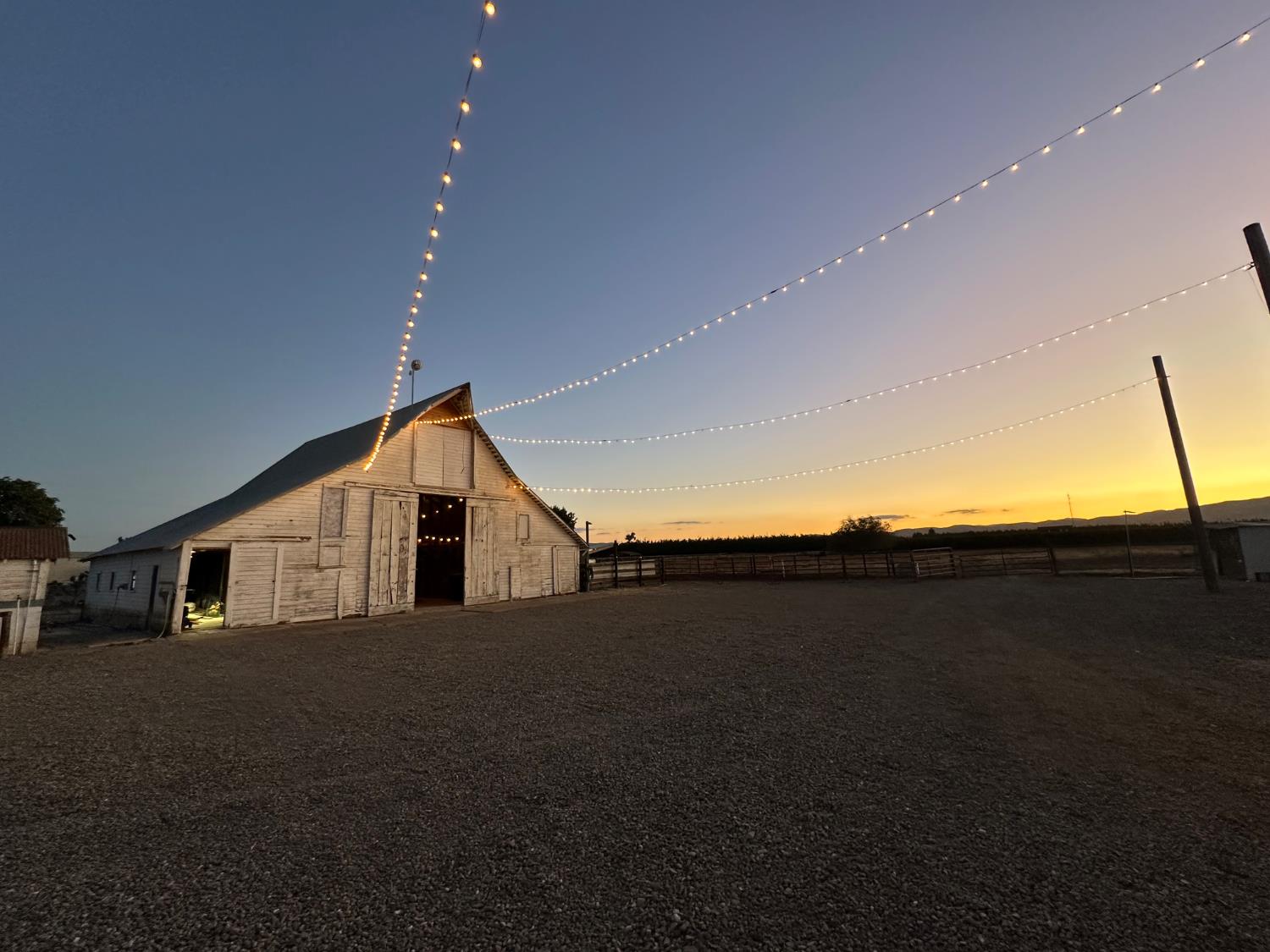 16221 Gustafson Ave, Patterson, CA 95363