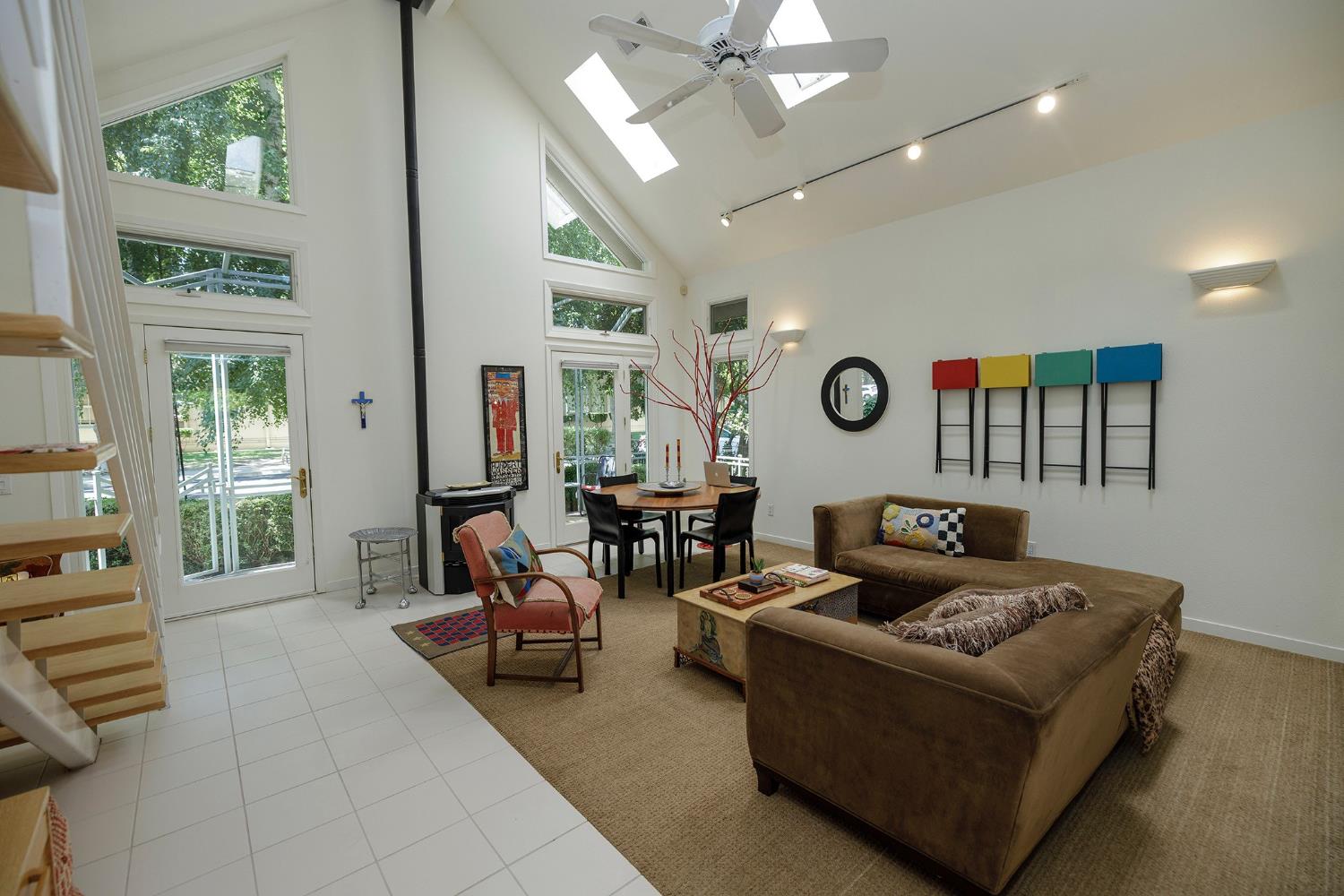 618 Brady Ave, Modesto, CA 95354