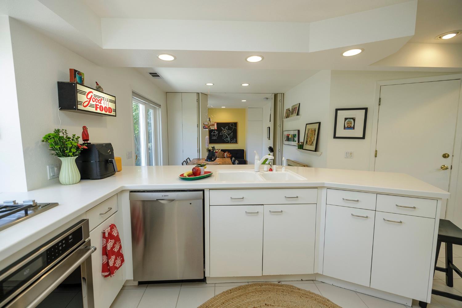 618 Brady Ave, Modesto, CA 95354