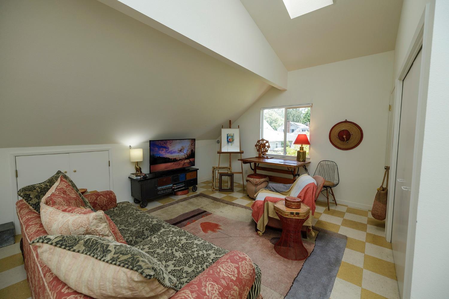 618 Brady Ave, Modesto, CA 95354