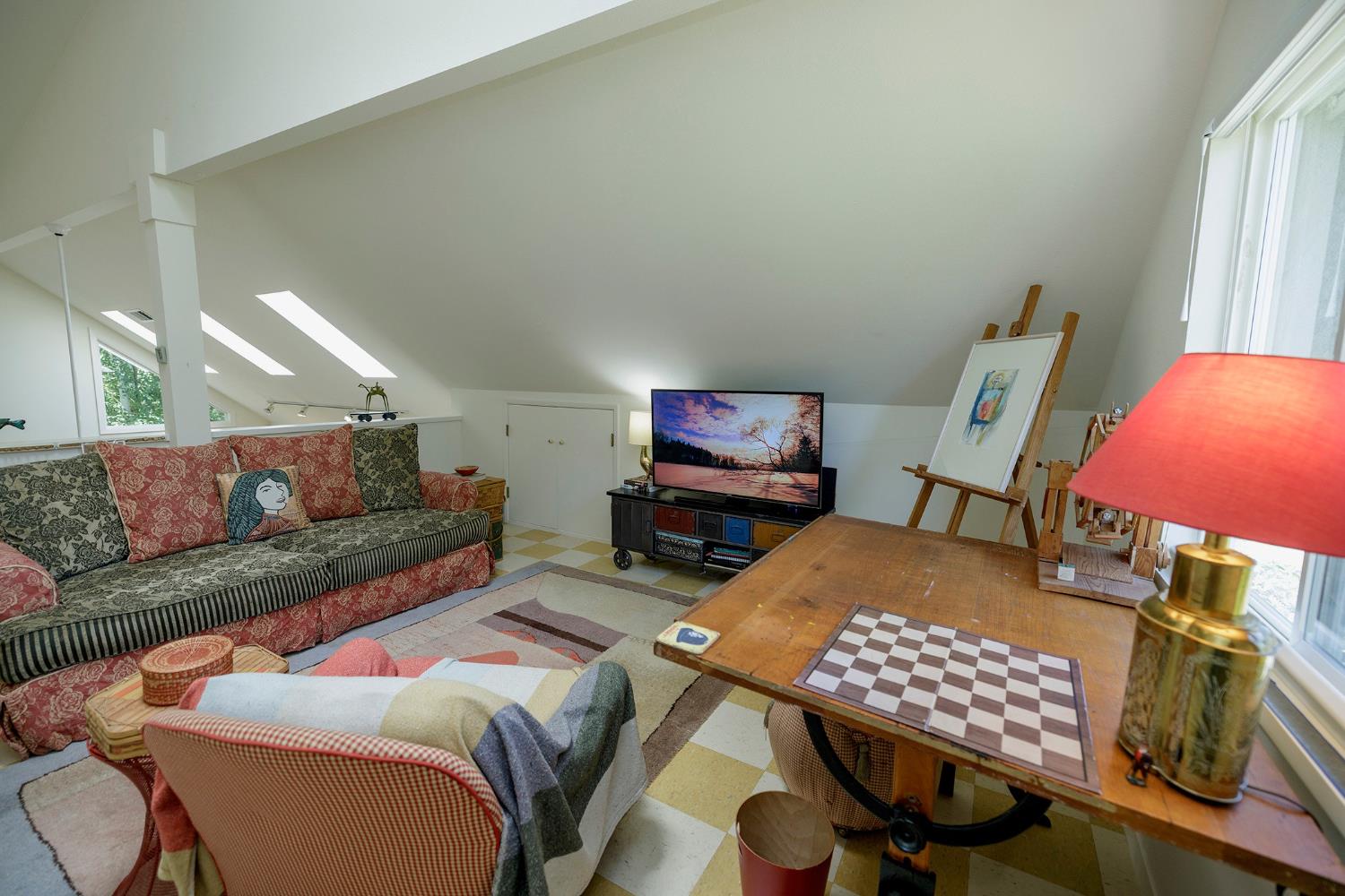 618 Brady Ave, Modesto, CA 95354