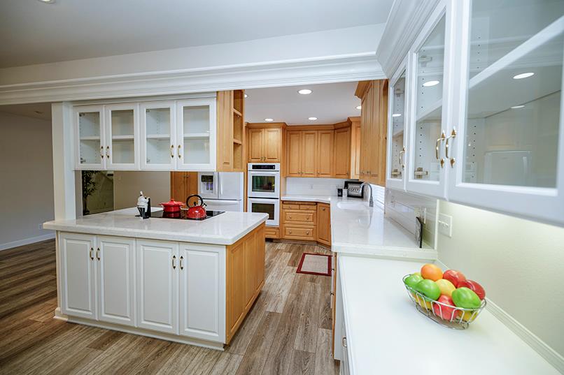 7004 Hillcrest Dr, Modesto, CA 95356