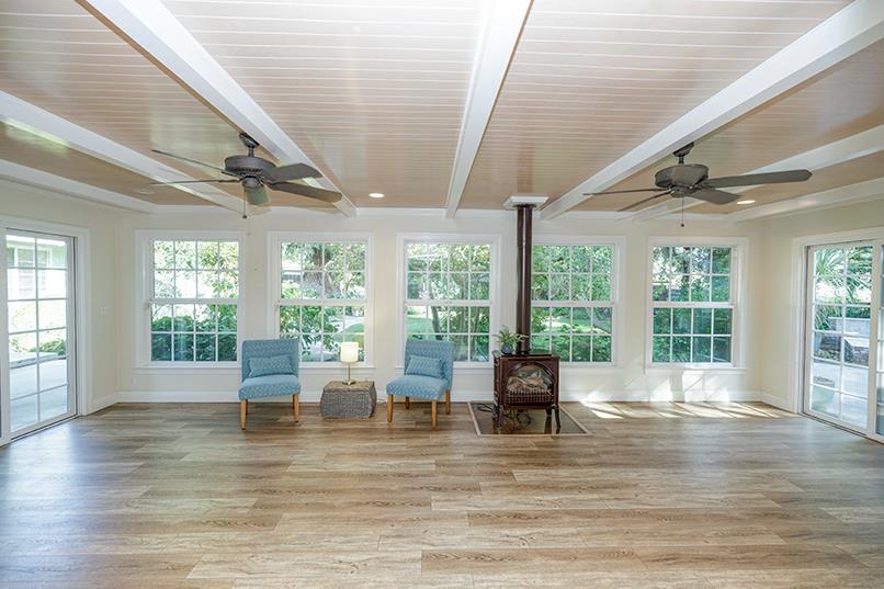 7004 Hillcrest Dr, Modesto, CA 95356