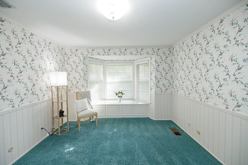 7004 Hillcrest Dr, Modesto, CA 95356