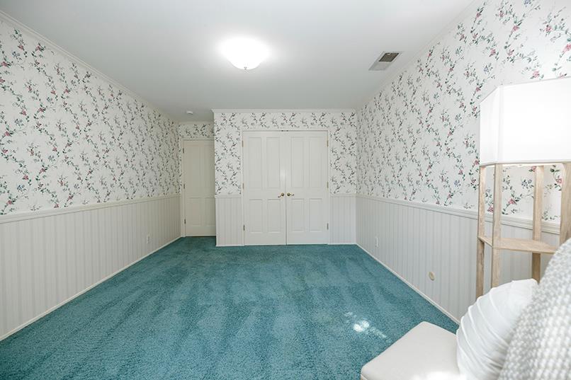 7004 Hillcrest Dr, Modesto, CA 95356