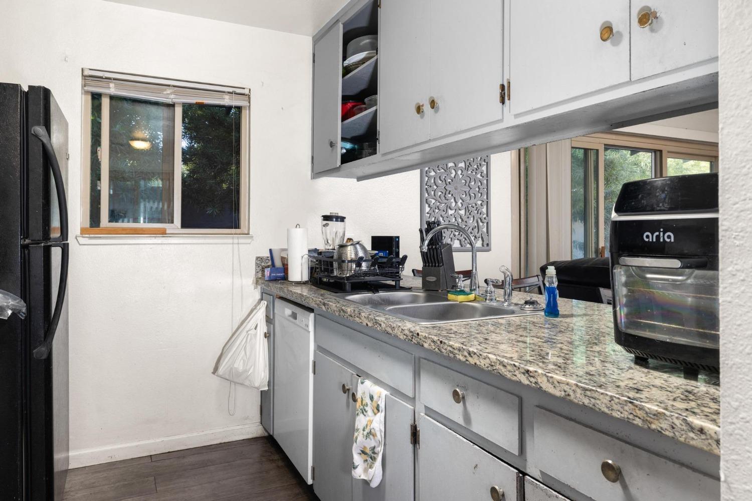 601 603 Fort Sumpter Dr, Modesto, CA 95354