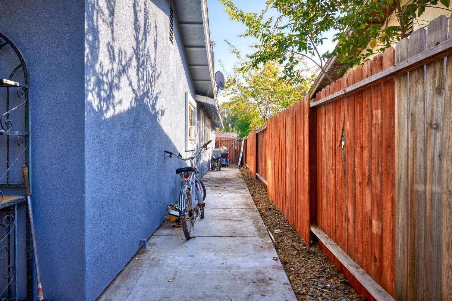 601 603 Fort Sumpter Dr, Modesto, CA 95354