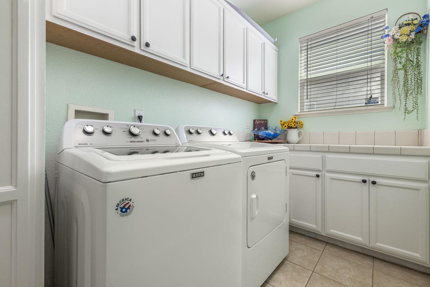 5831 Alton Ct, Riverbank, CA 95367