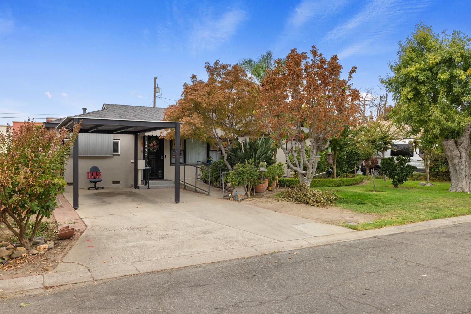 1535 Niel Ave, Turlock, CA 95380