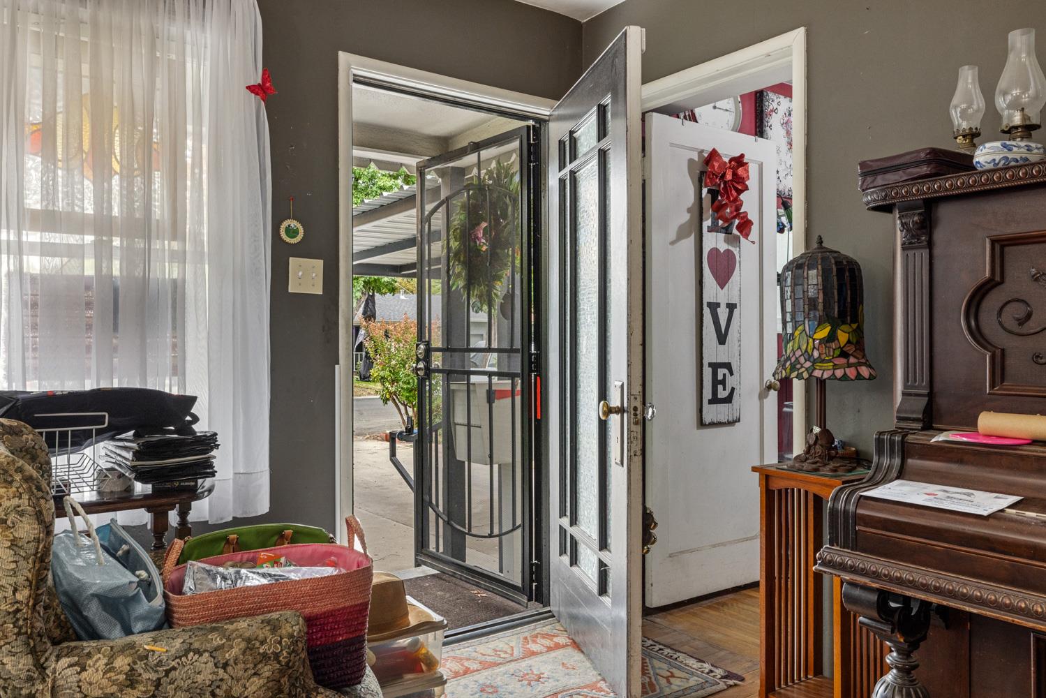 1535 Niel Ave, Turlock, CA 95380