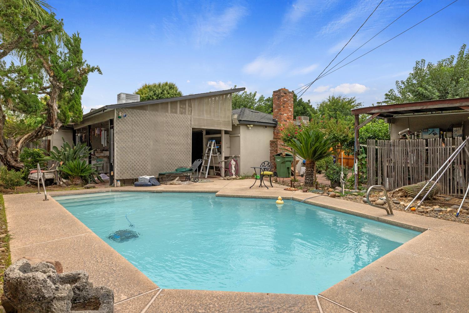 1535 Niel Ave, Turlock, CA 95380