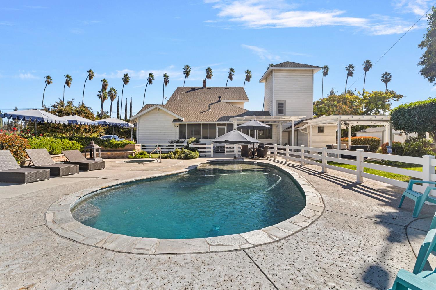 5237 Crows Landing Rd, Modesto, CA 95358