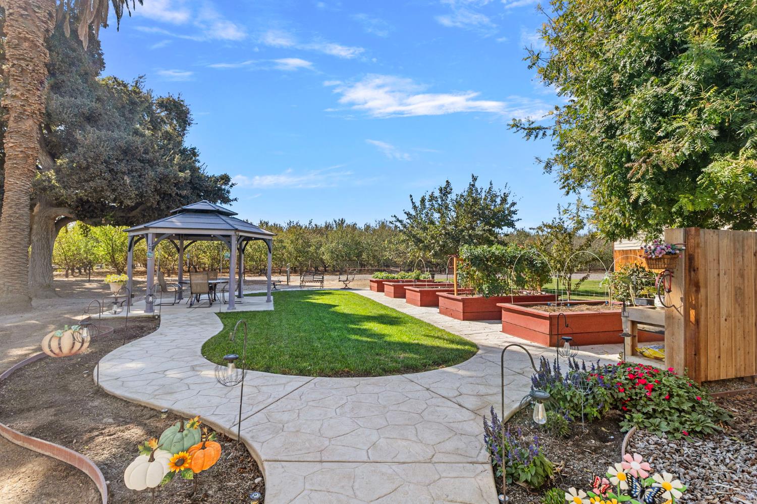 5237 Crows Landing Rd, Modesto, CA 95358