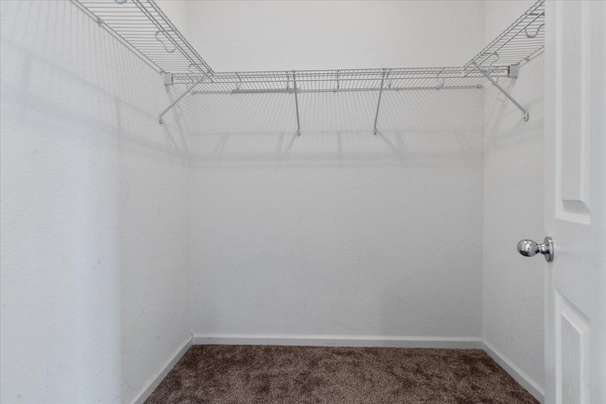 20855 Grapevine Dr, Patterson, CA 95363