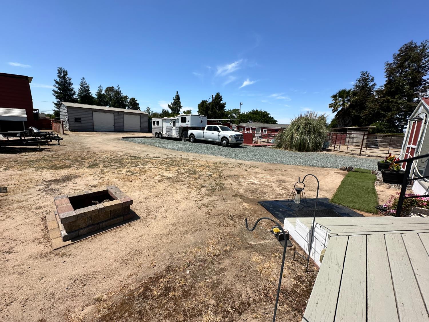 955 Elma St, Hickman, CA 95323