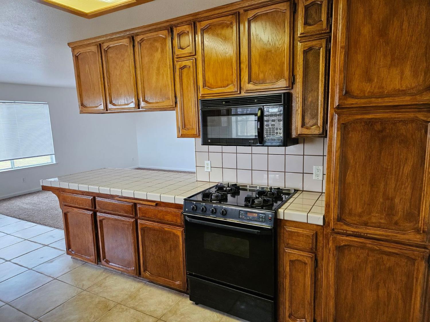 5306 White Rock Rd, Le Grand, CA 95333