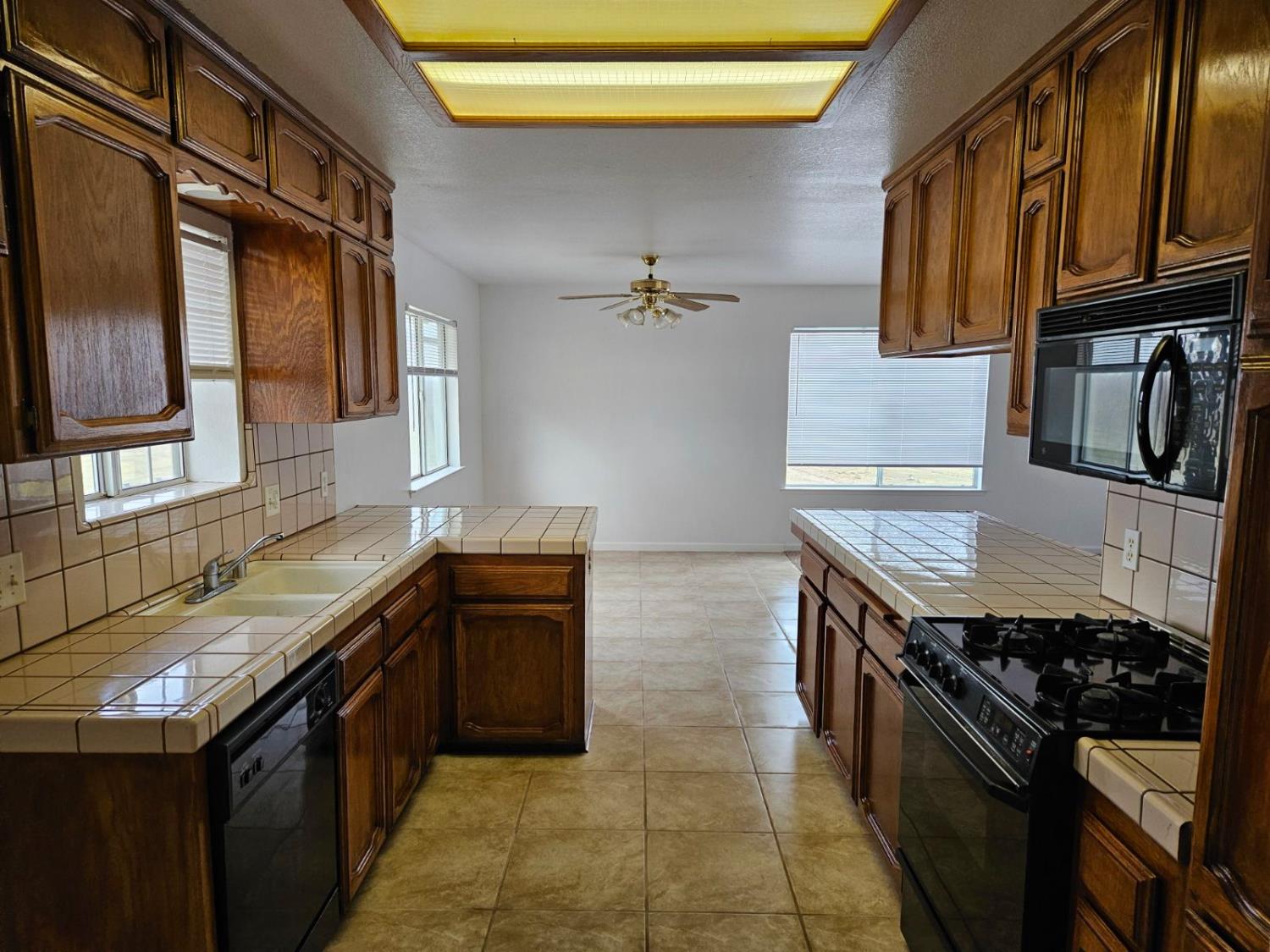 5306 White Rock Rd, Le Grand, CA 95333