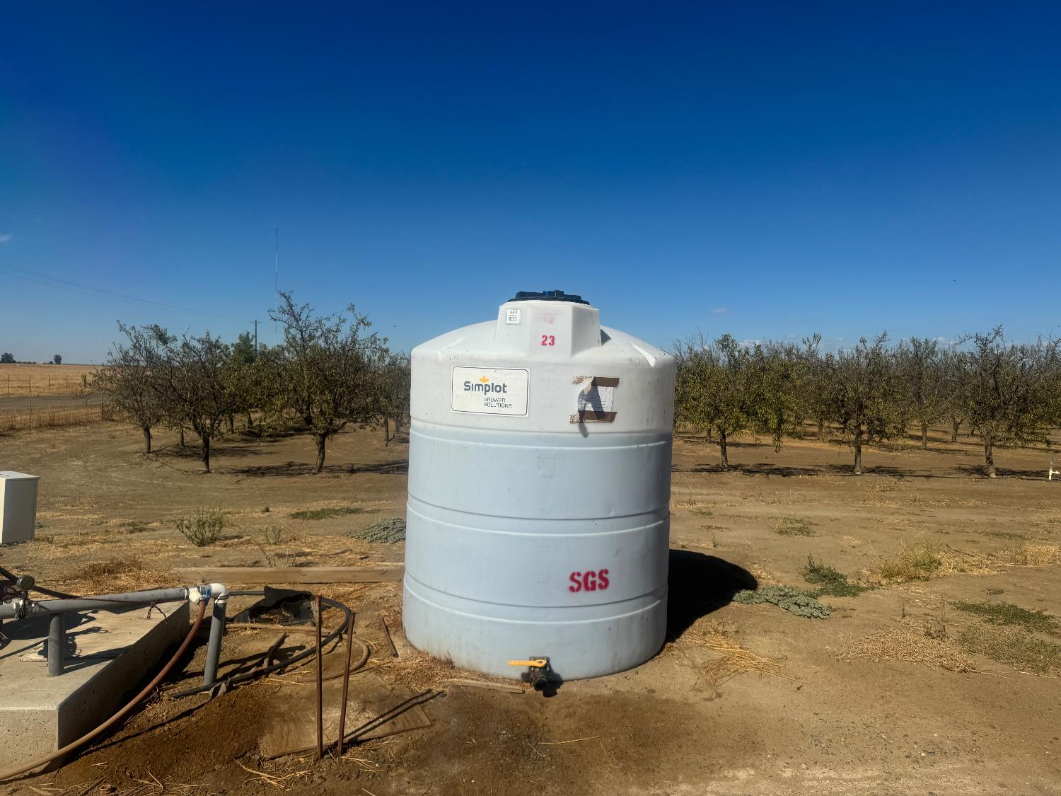 5306 White Rock Rd, Le Grand, CA 95333