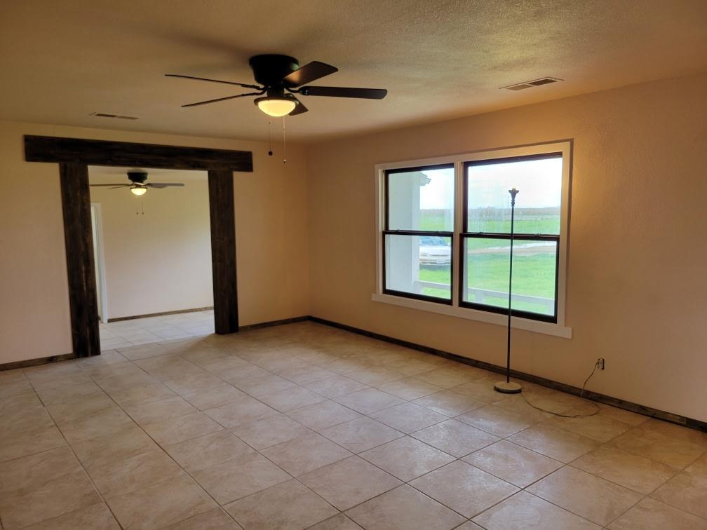 5306 White Rock Rd, Le Grand, CA 95333