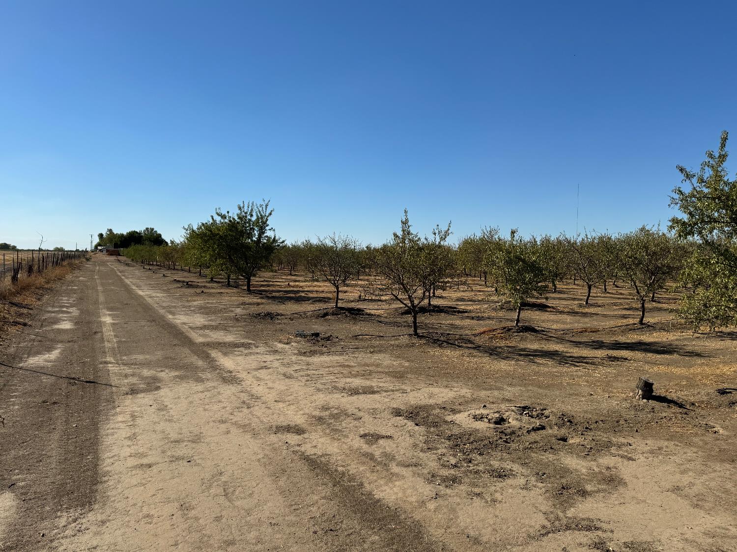 5306 White Rock Rd, Le Grand, CA 95333