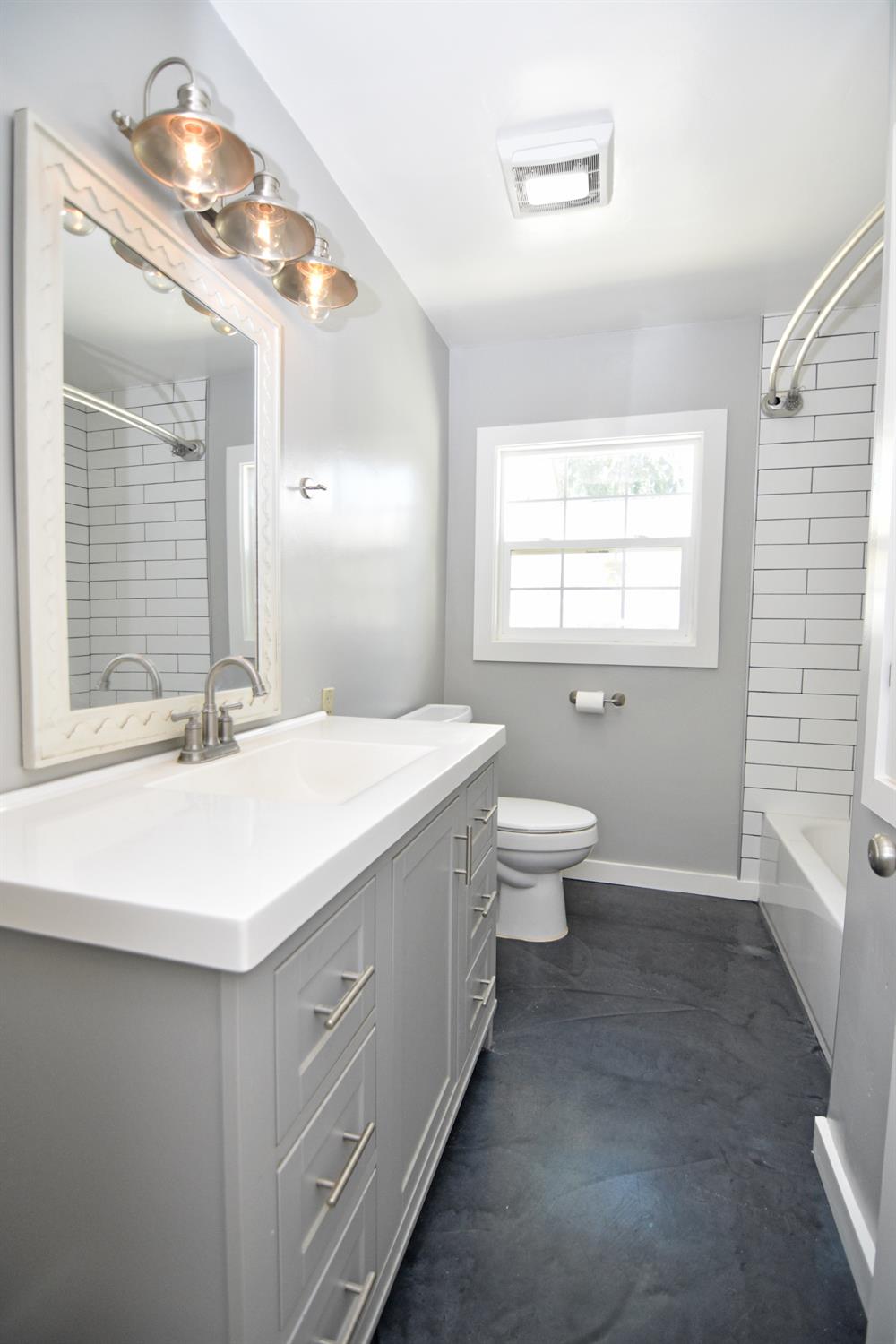 1509 Sycamore St, Turlock, CA 95380