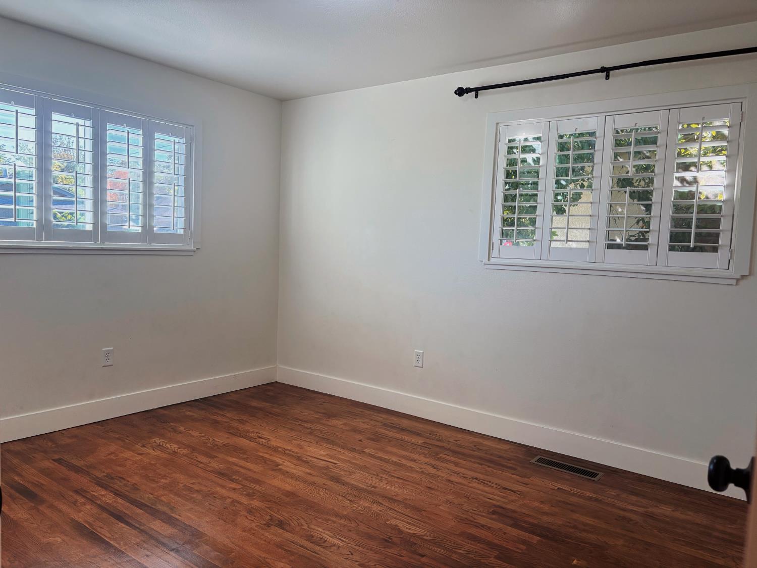 133 E Syracuse Ave, Turlock, CA 95380