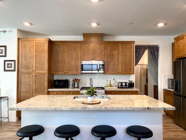 1718 Flaxen Ct, Manteca, CA 95337