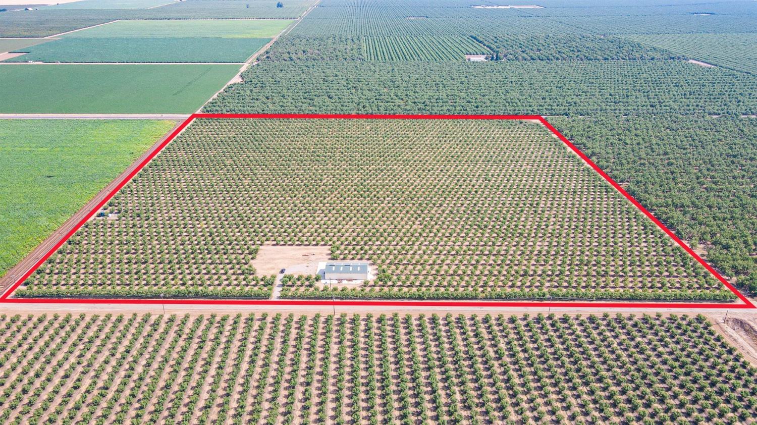 10391 Gillette Rd, Le Grand, CA 95333