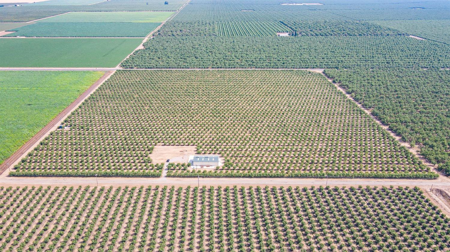 10391 Gillette Rd, Le Grand, CA 95333