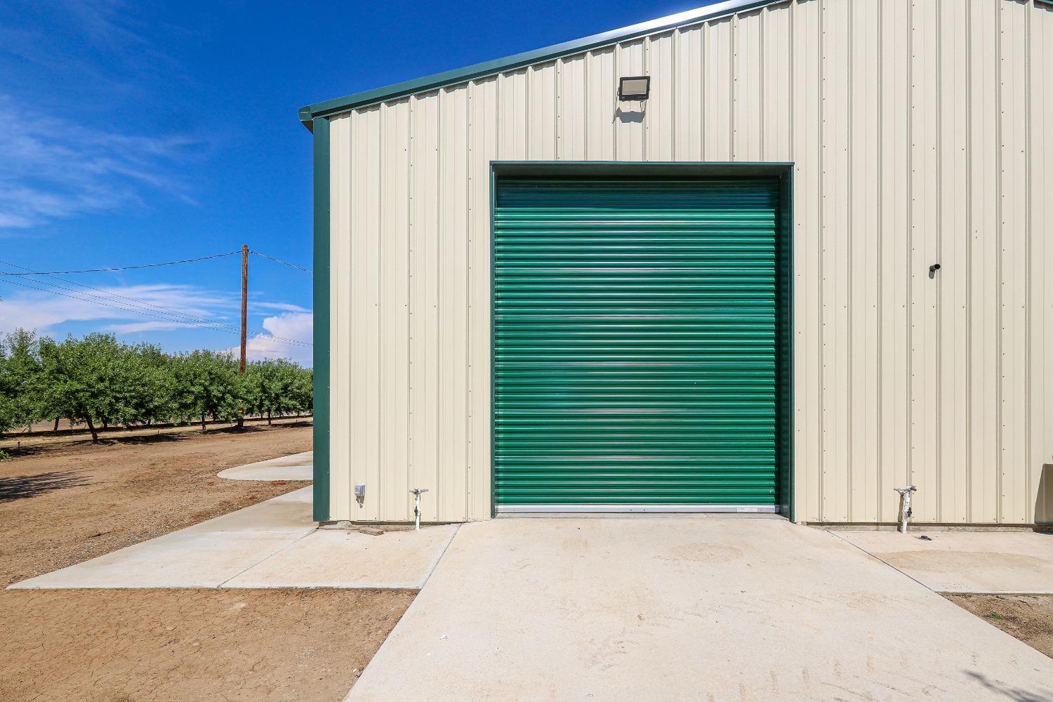 10391 Gillette Rd, Le Grand, CA 95333