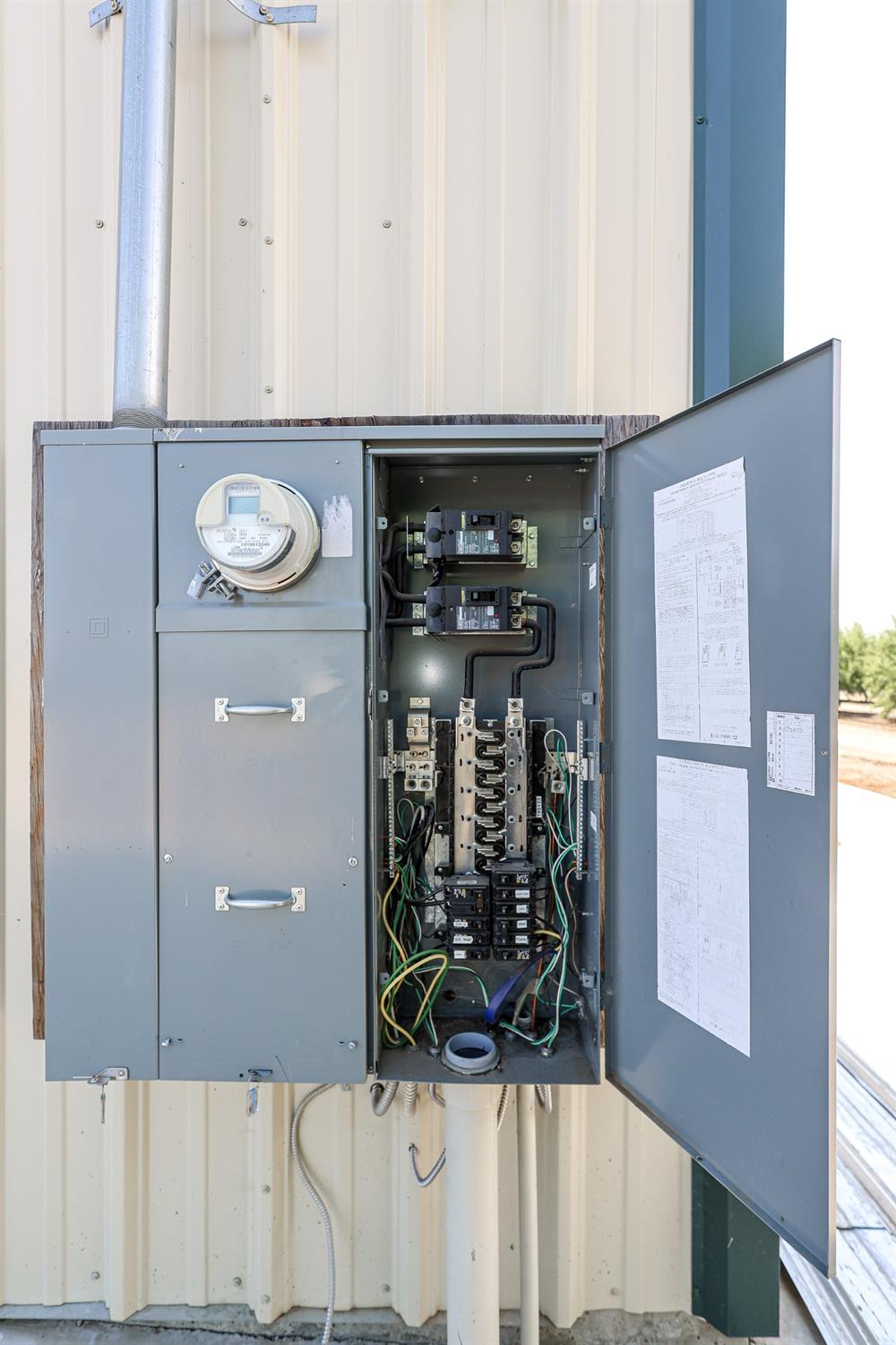 10391 Gillette Rd, Le Grand, CA 95333