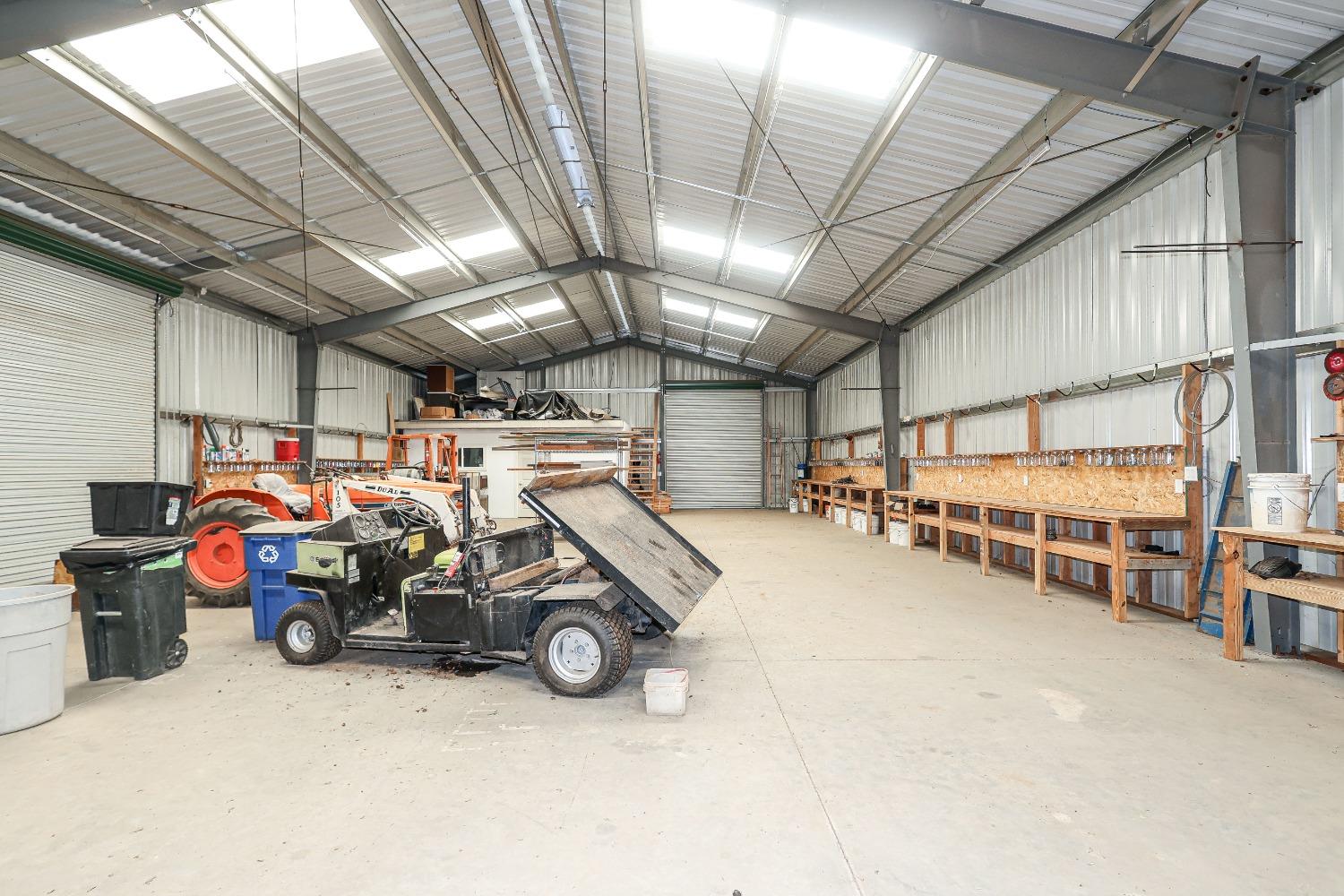 10391 Gillette Rd, Le Grand, CA 95333