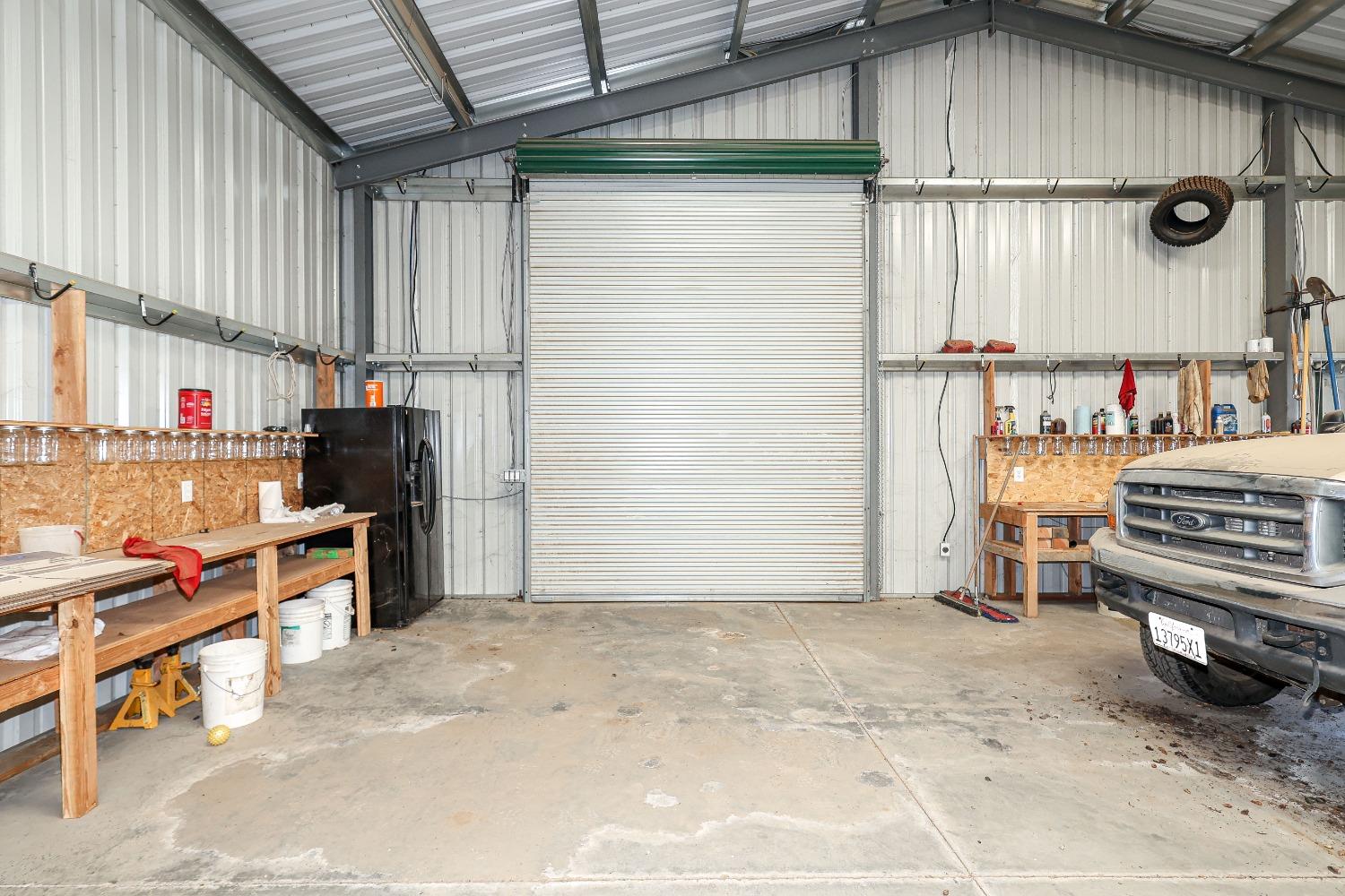 10391 Gillette Rd, Le Grand, CA 95333