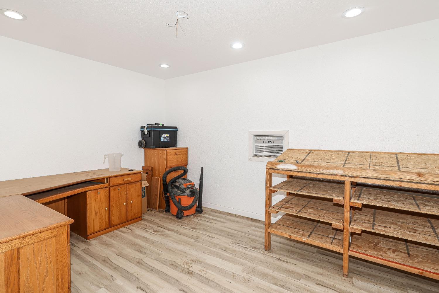 10391 Gillette Rd, Le Grand, CA 95333