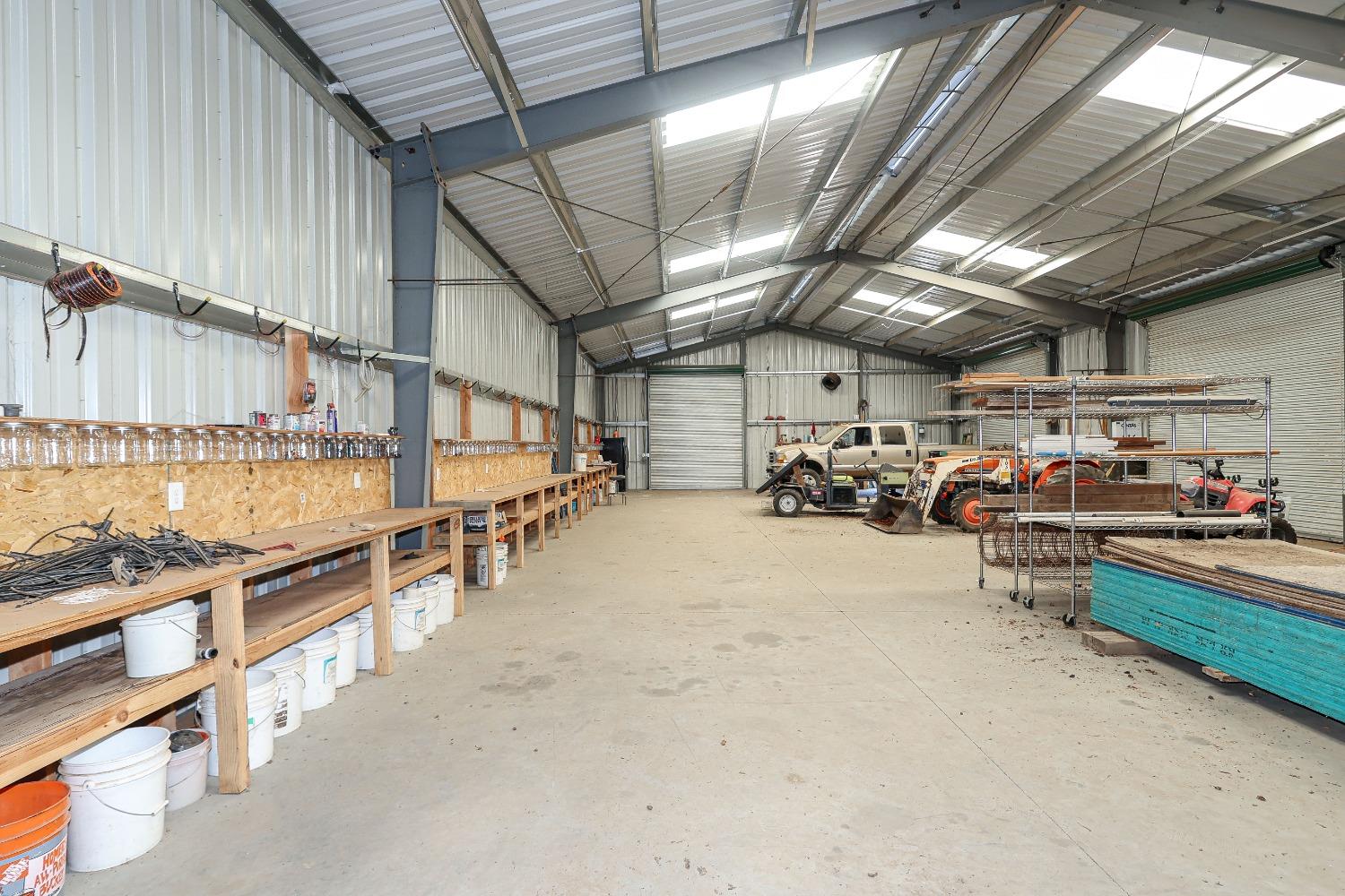 10391 Gillette Rd, Le Grand, CA 95333