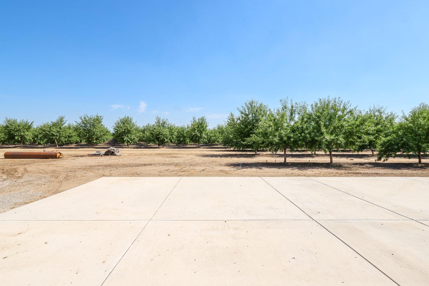 10391 Gillette Rd, Le Grand, CA 95333