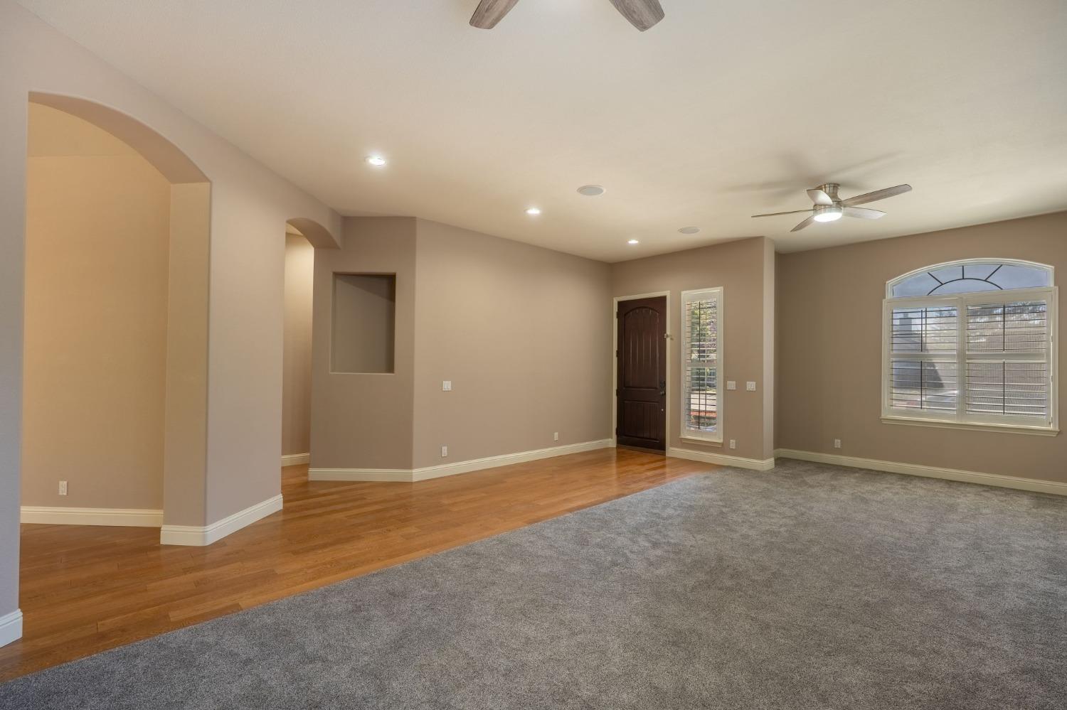 1153 E Milgeo, Ripon, CA 95366